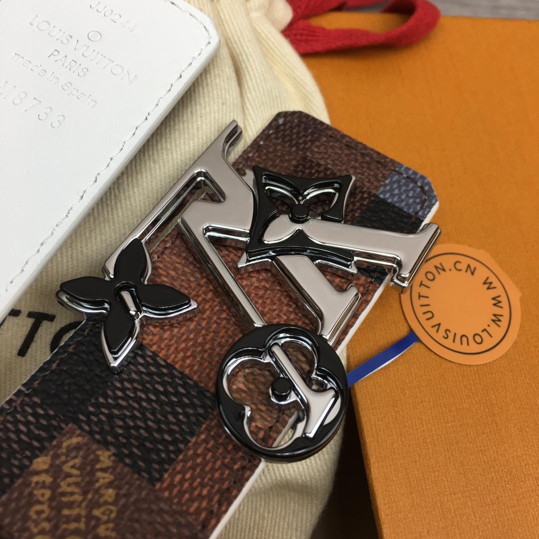 Louis Vuitton LV Initiales 40mm Reversible Belt - FashionPlug