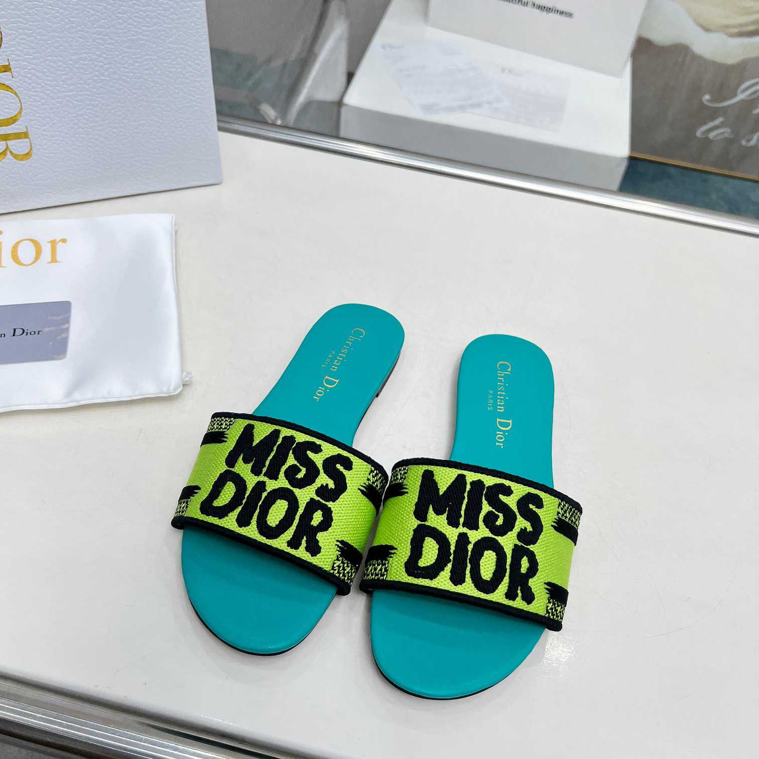 Dior Dway Slide - FashionPlug