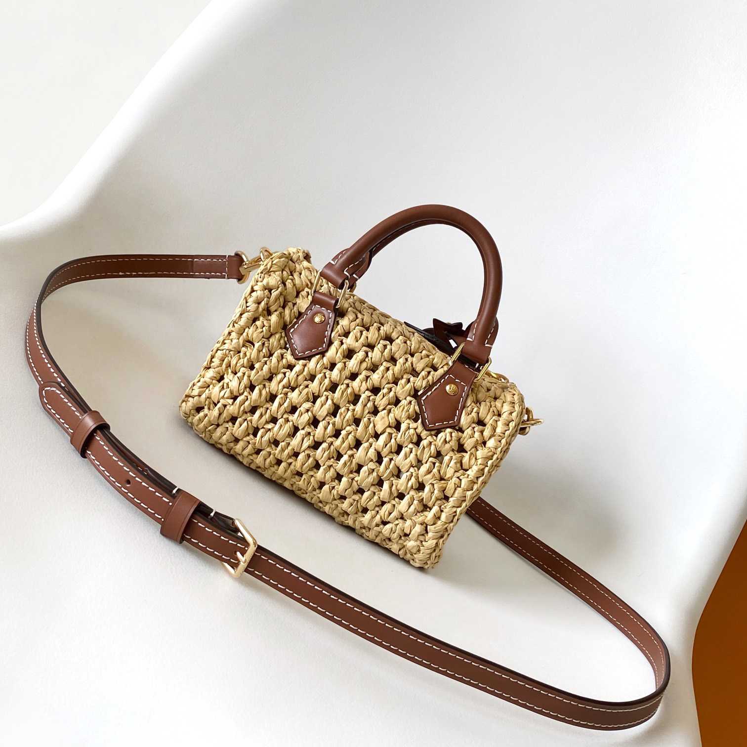 Louis Vuitton Speedy Bandoulière 20   M23069 - FashionPlug
