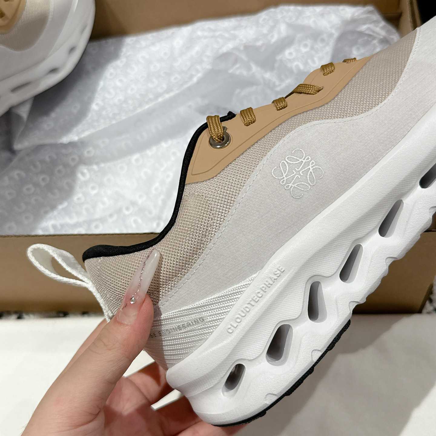 Loewe Cloudtilt 2.0 Sneaker - FashionPlug