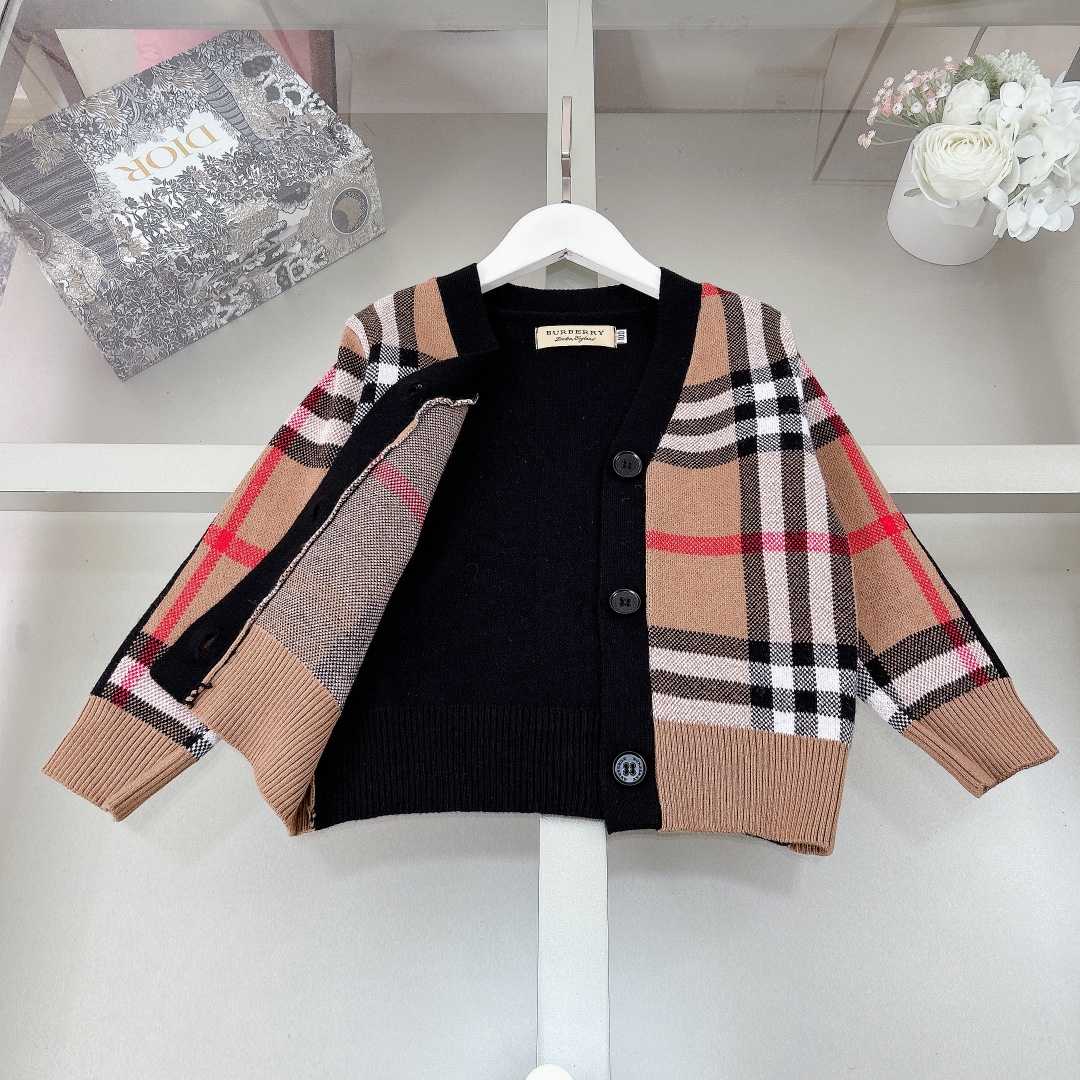 Burberry Kid's Cardigan - FashionPlug