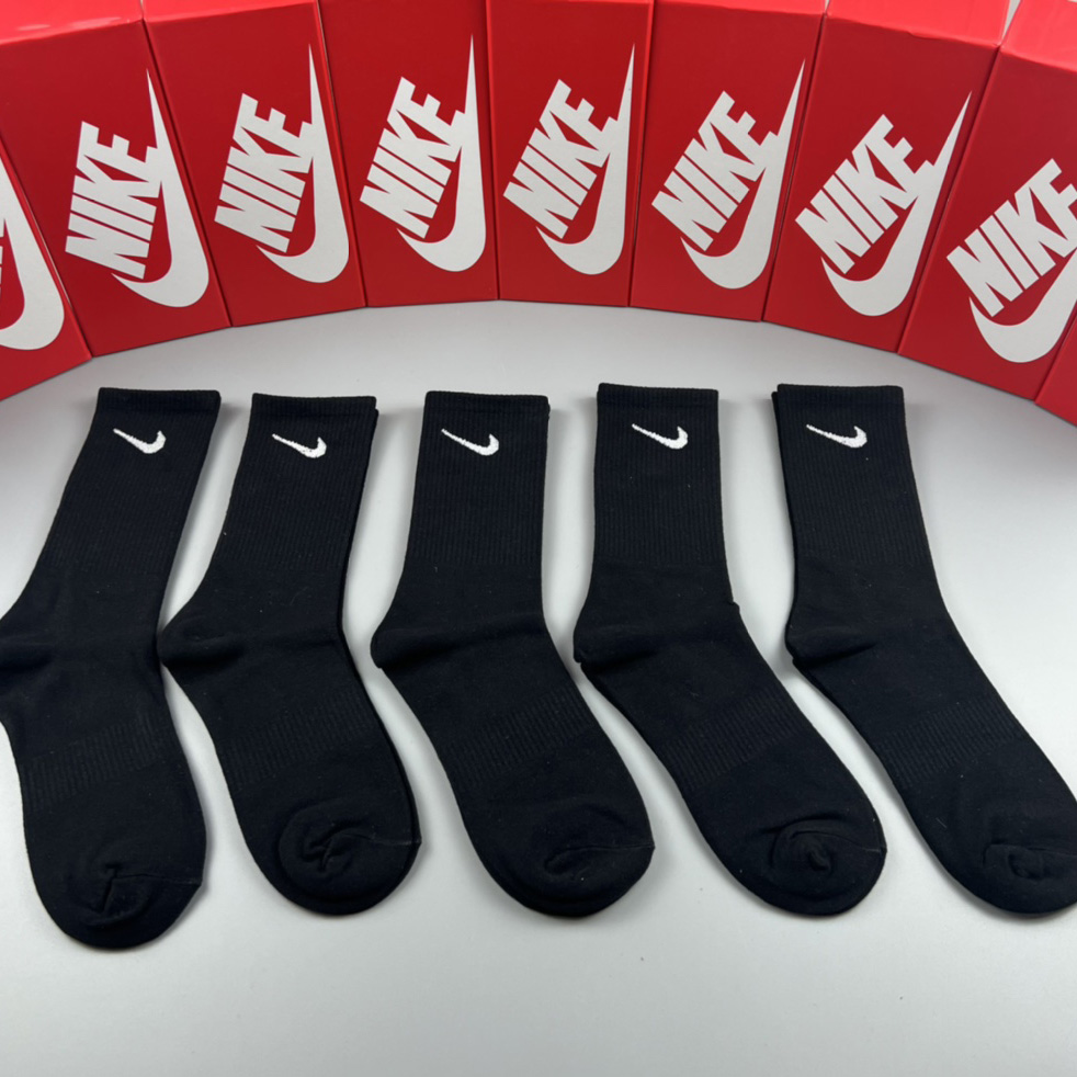 Nike Socks /Box - FashionPlug