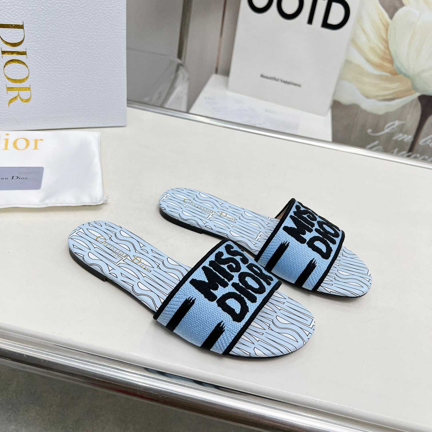 Dior Dway Slide - FashionPlug