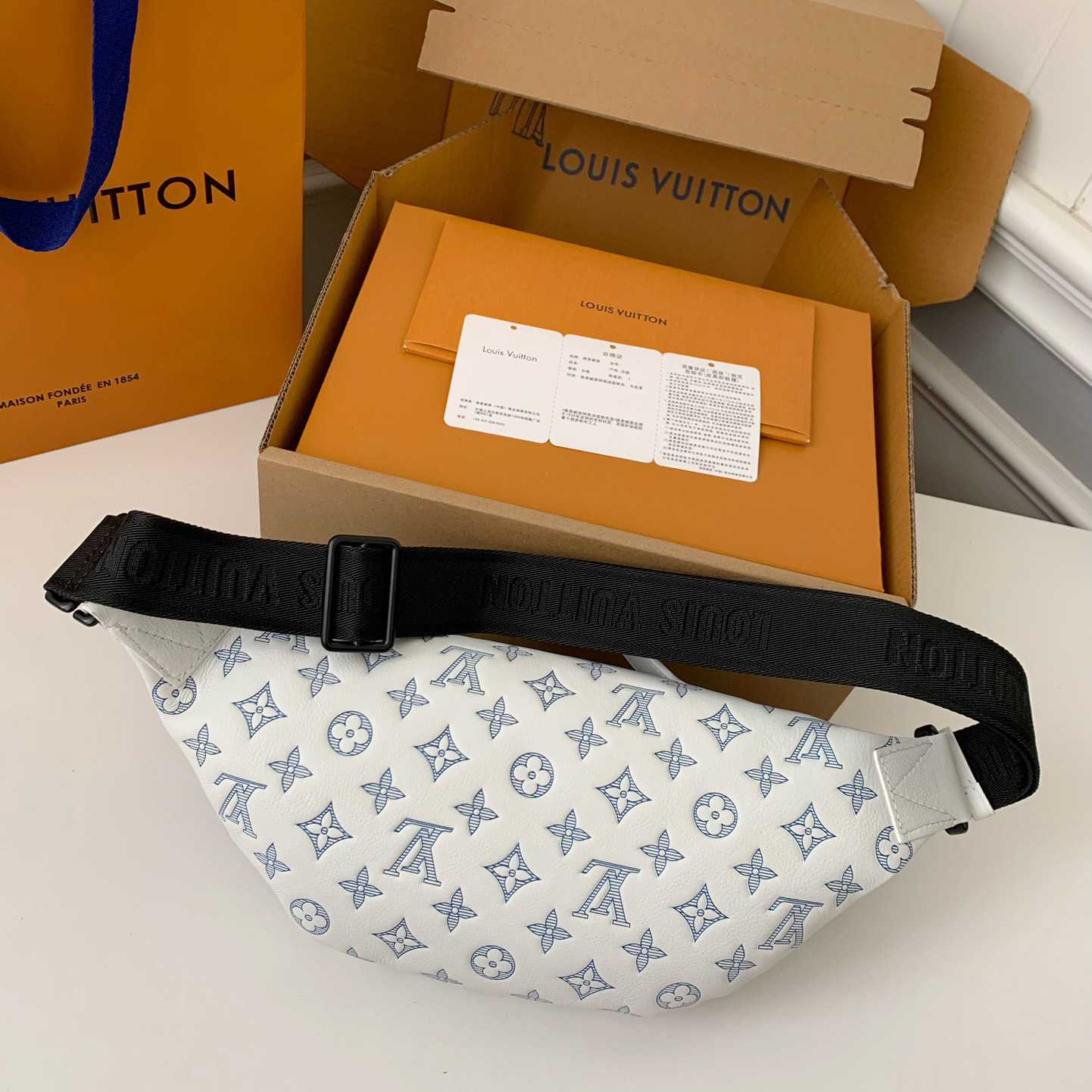 Louis Vuitton Rush Bumbag  M25227 - FashionPlug