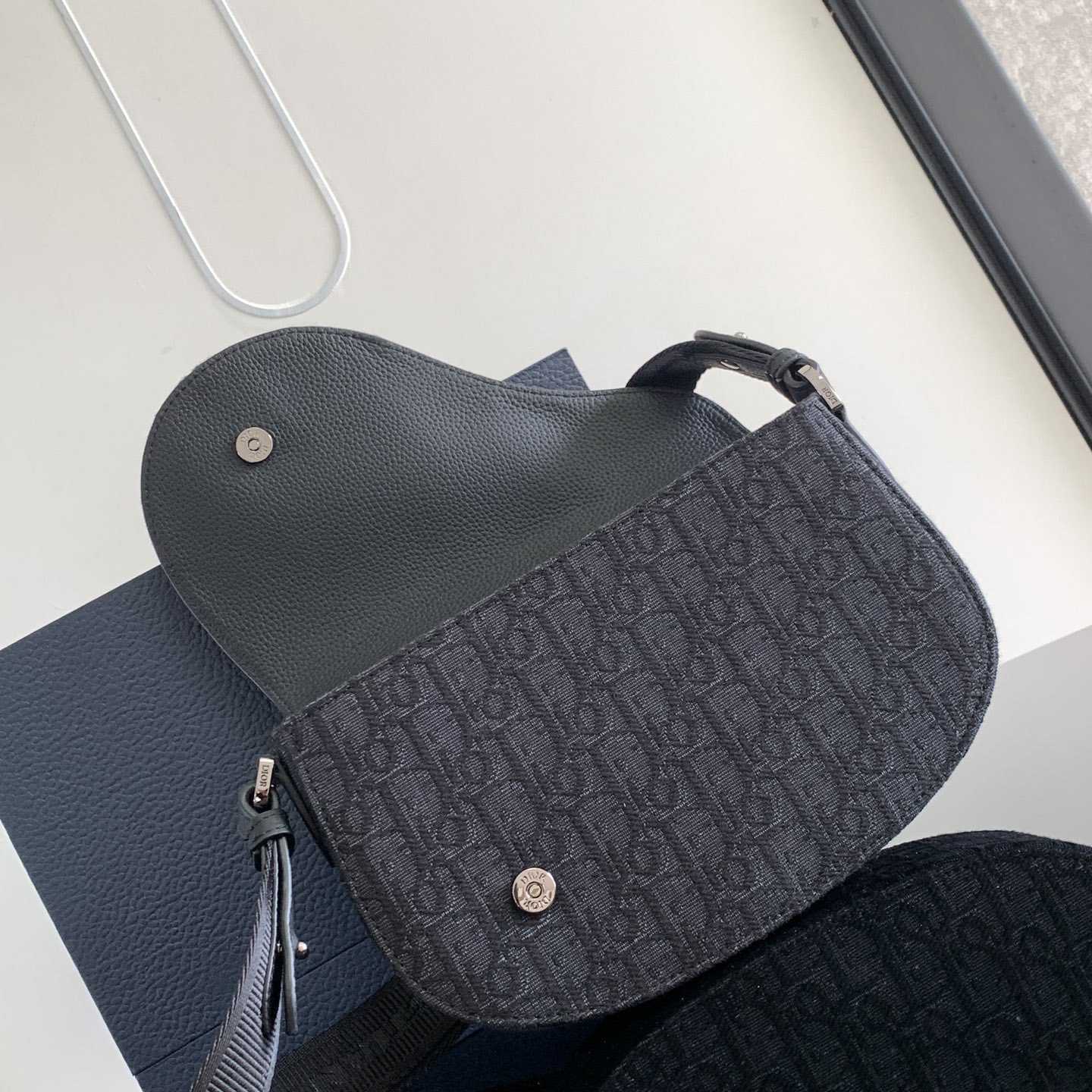 Dior Saddle Messenger Bag - FashionPlug