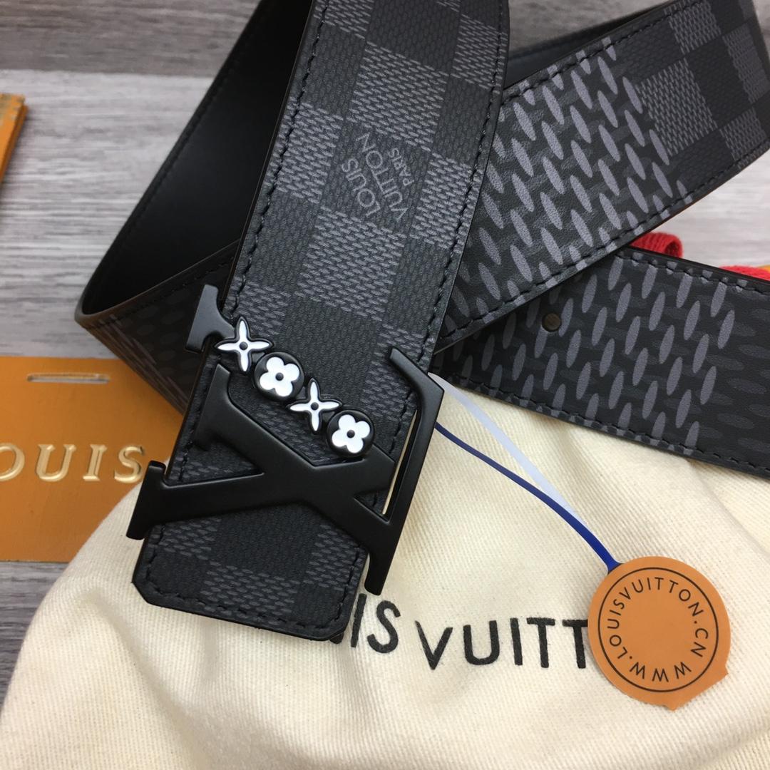 Louis Vuitton 40mm Reversible Belt - FashionPlug