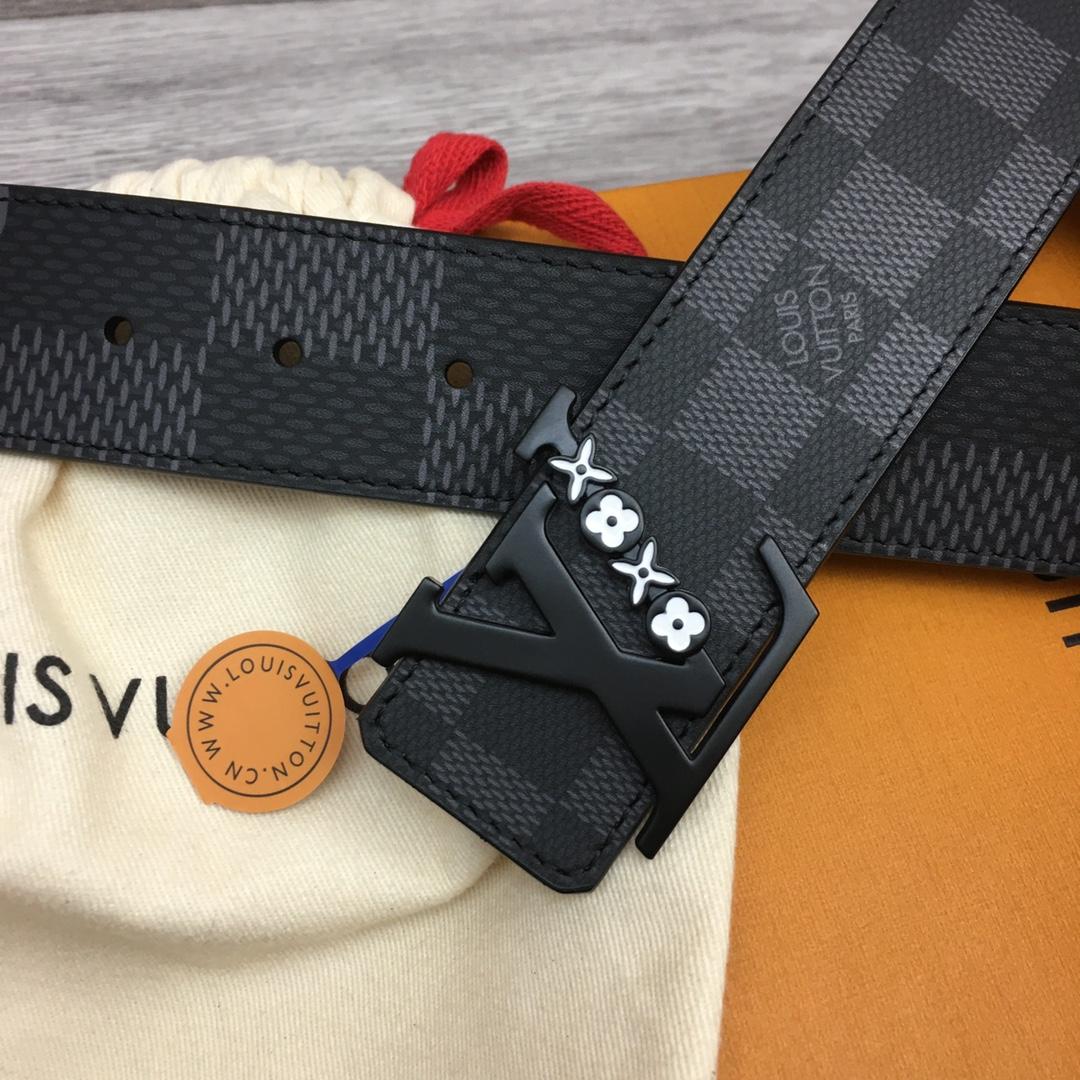 Louis Vuitton 40mm Reversible Belt - FashionPlug
