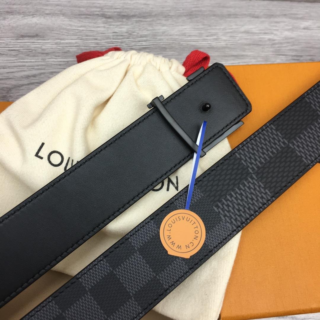 Louis Vuitton 40mm Reversible Belt - FashionPlug