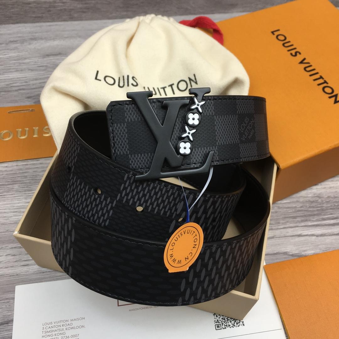 Louis Vuitton 40mm Reversible Belt - FashionPlug