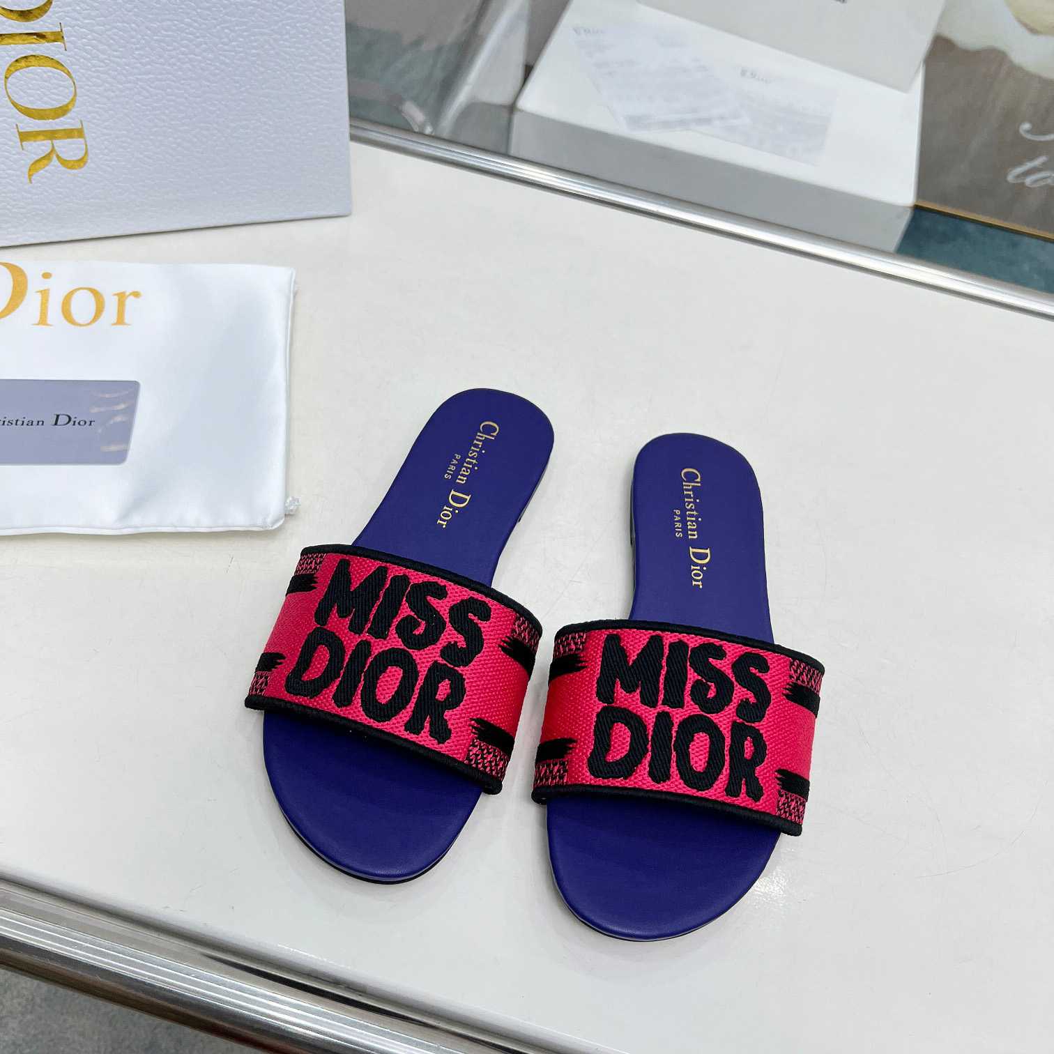 Dior Dway Slide - FashionPlug