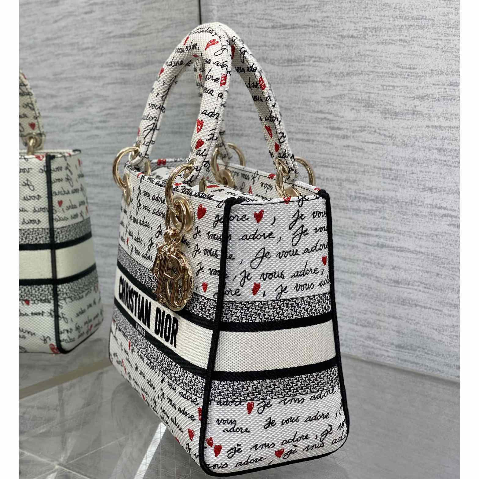 Dior Dioramour Medium Lady D-Lite Bag - FashionPlug