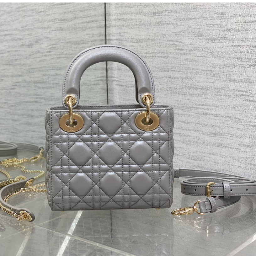 Dior Lady Dior Bag  21*11*5cm - FashionPlug
