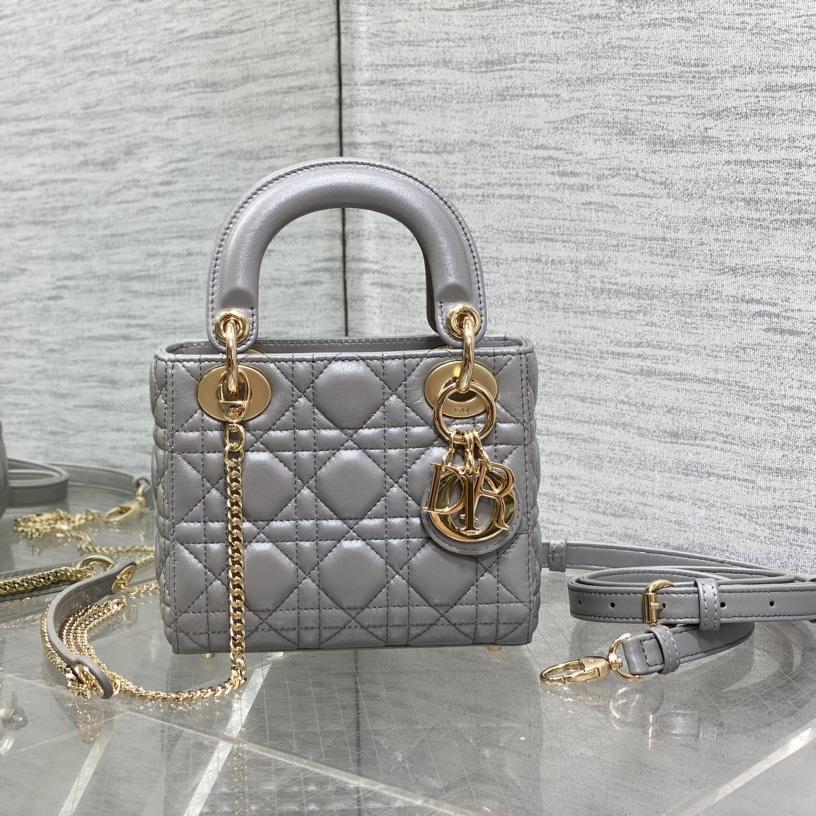 Dior Lady Dior Bag  21*11*5cm - FashionPlug