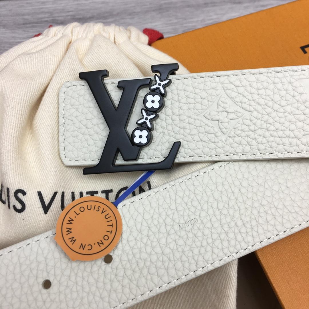 Louis Vuitton 40mm Reversible Belt - FashionPlug