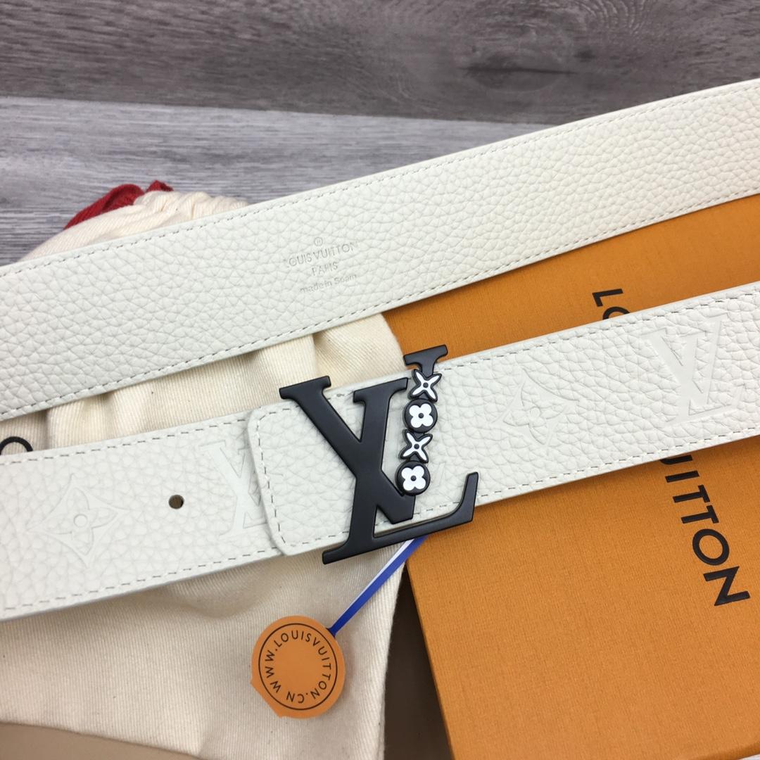 Louis Vuitton 40mm Reversible Belt - FashionPlug