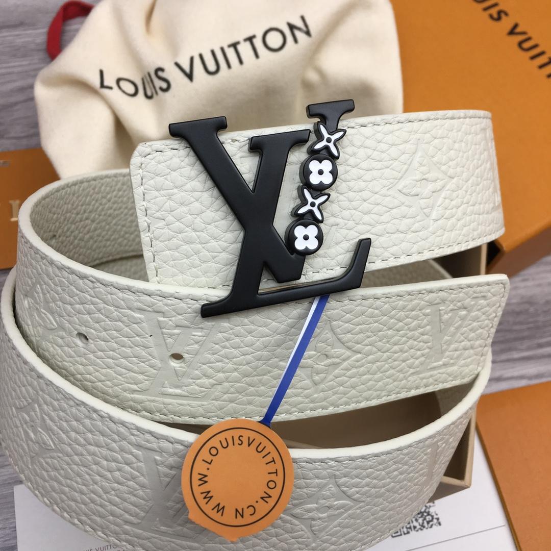Louis Vuitton 40mm Reversible Belt - FashionPlug