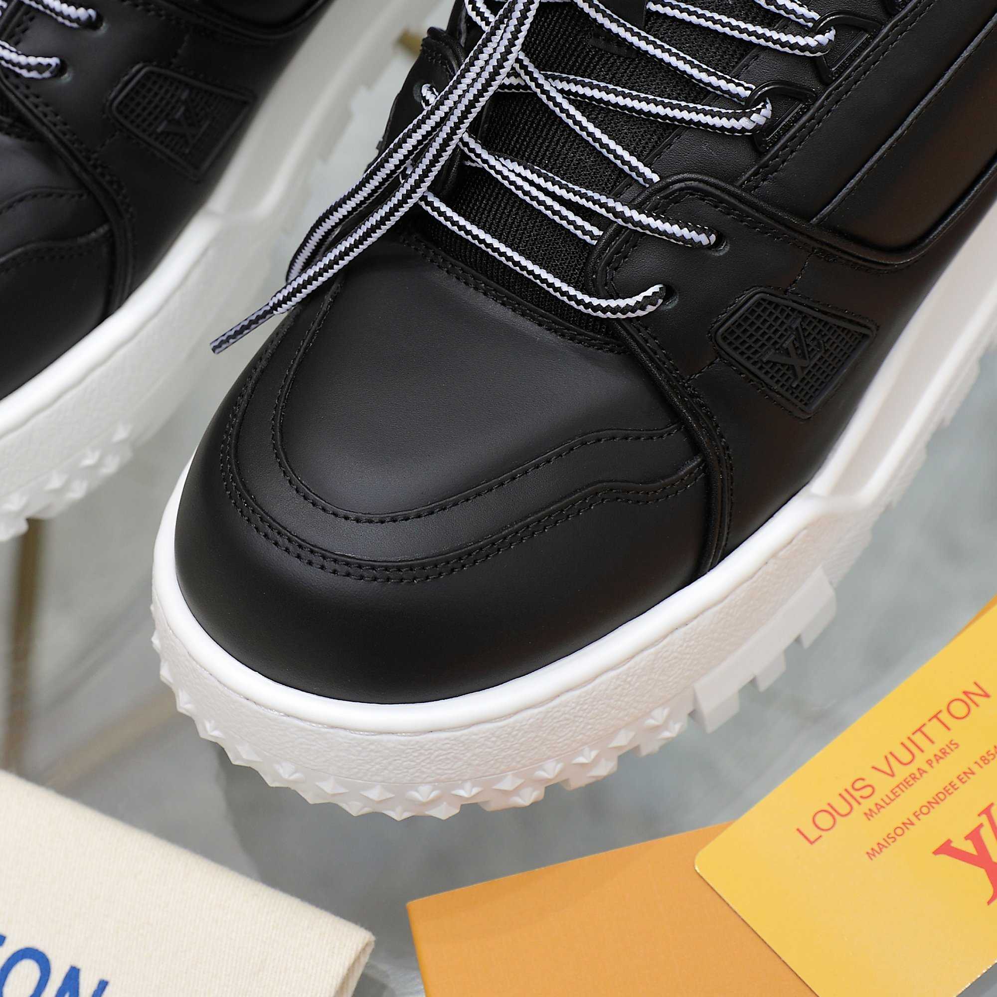 Louis Vuitton LV Trainer Maxi Sneaker   1AD7CZ - FashionPlug