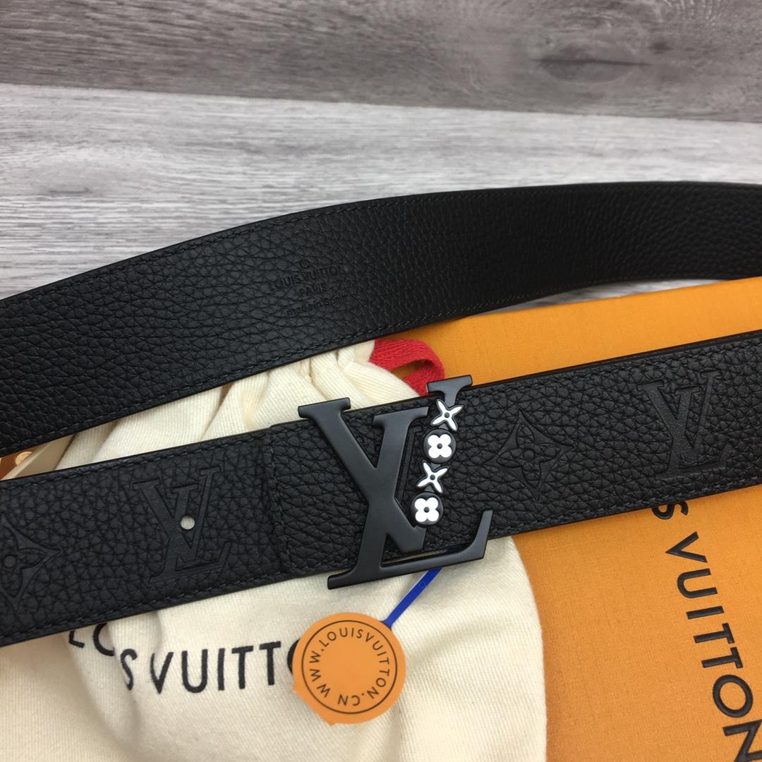Louis Vuitton 40mm Reversible Belt - FashionPlug