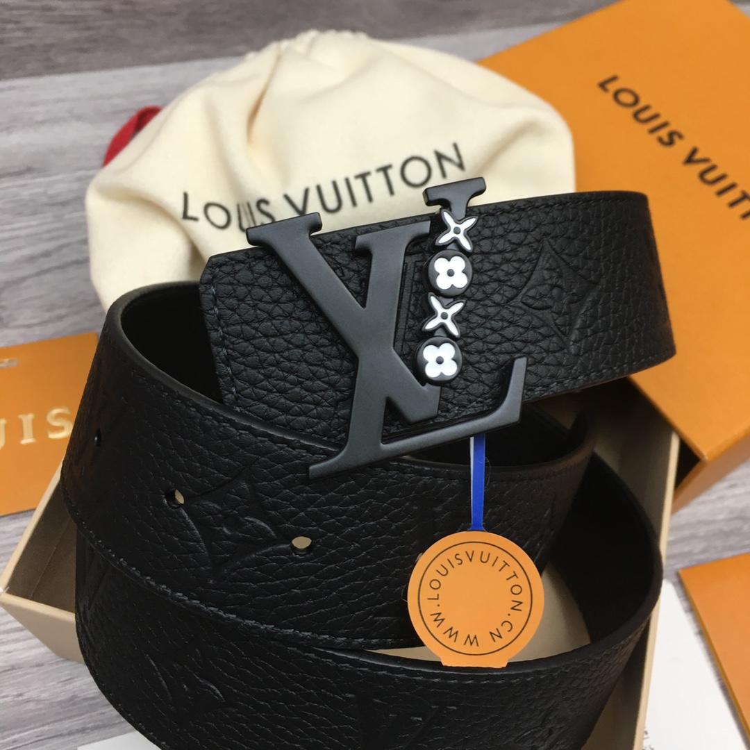 Louis Vuitton 40mm Reversible Belt - FashionPlug