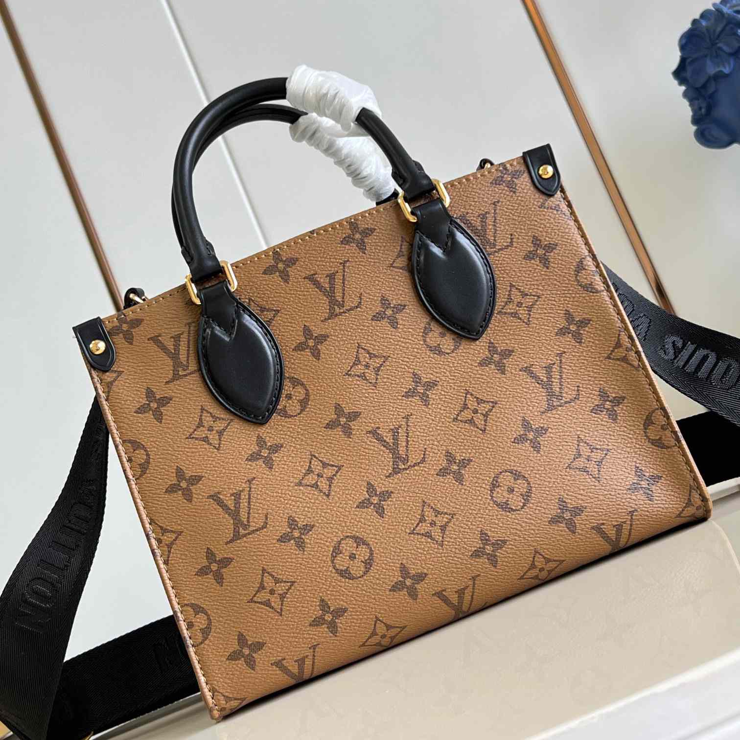 Louis Vuitton OnTheGo PM   M47199 - FashionPlug