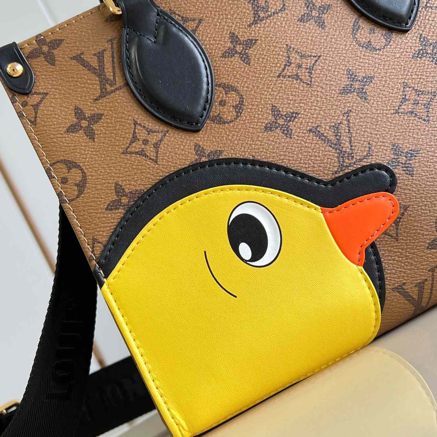 Louis Vuitton OnTheGo PM   M47199 - FashionPlug