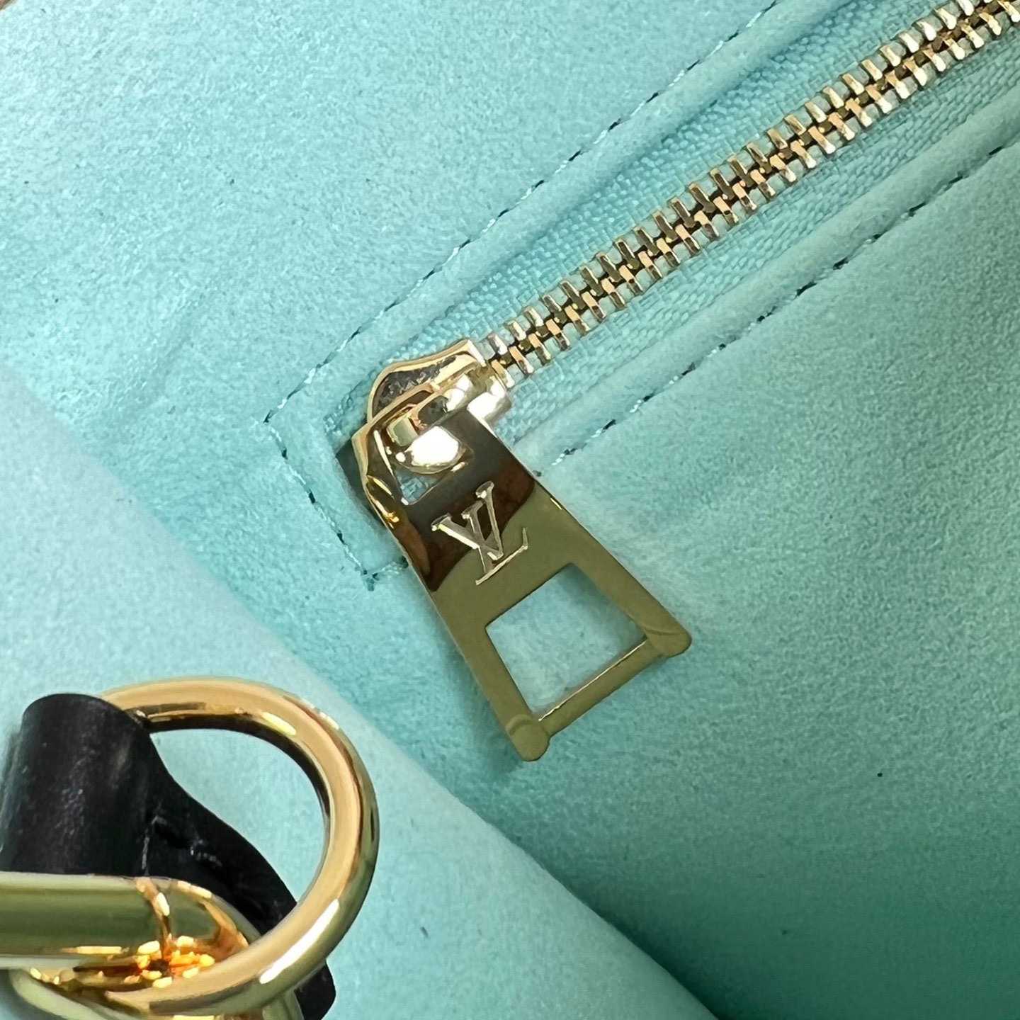 Louis Vuitton OnTheGo PM   M47199 - FashionPlug