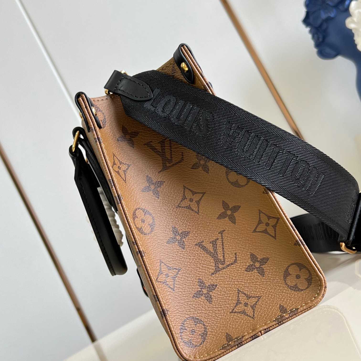 Louis Vuitton OnTheGo PM   M47199 - FashionPlug