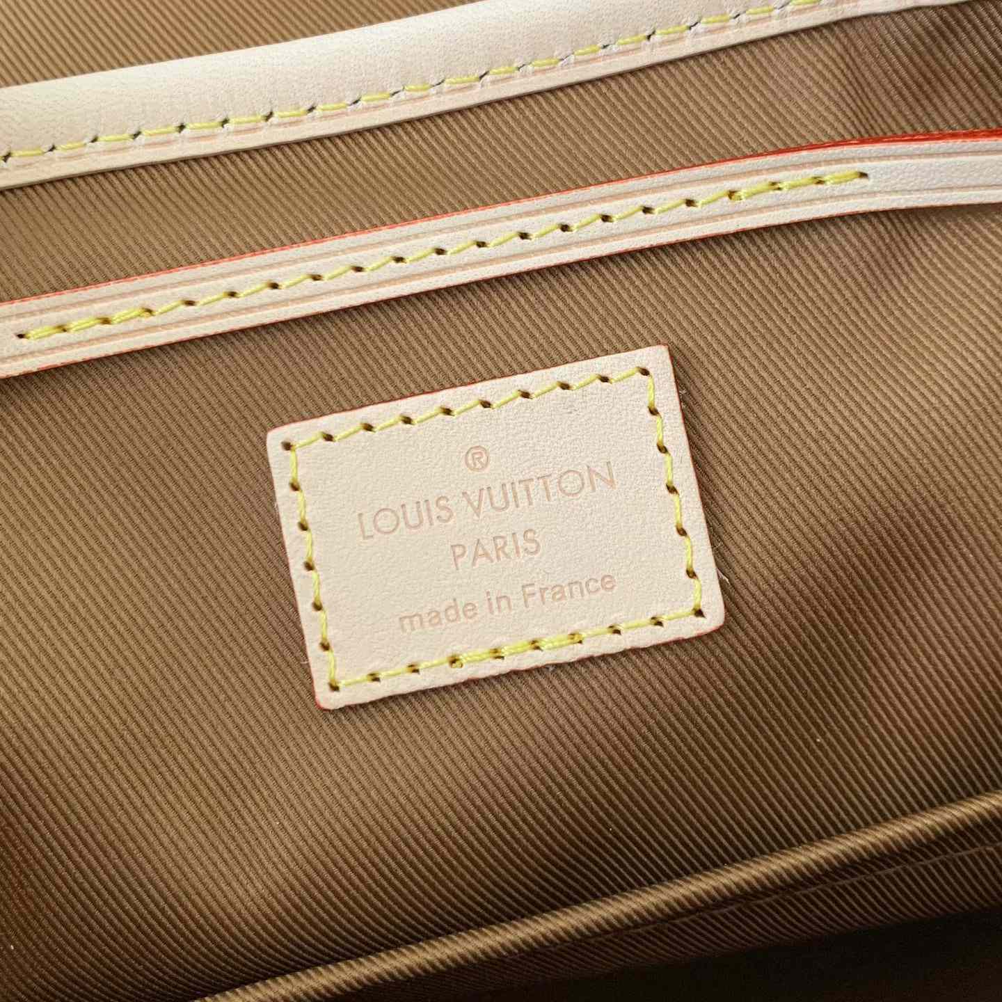 Louis Vuitton Montsouris Mini   M11199 - FashionPlug