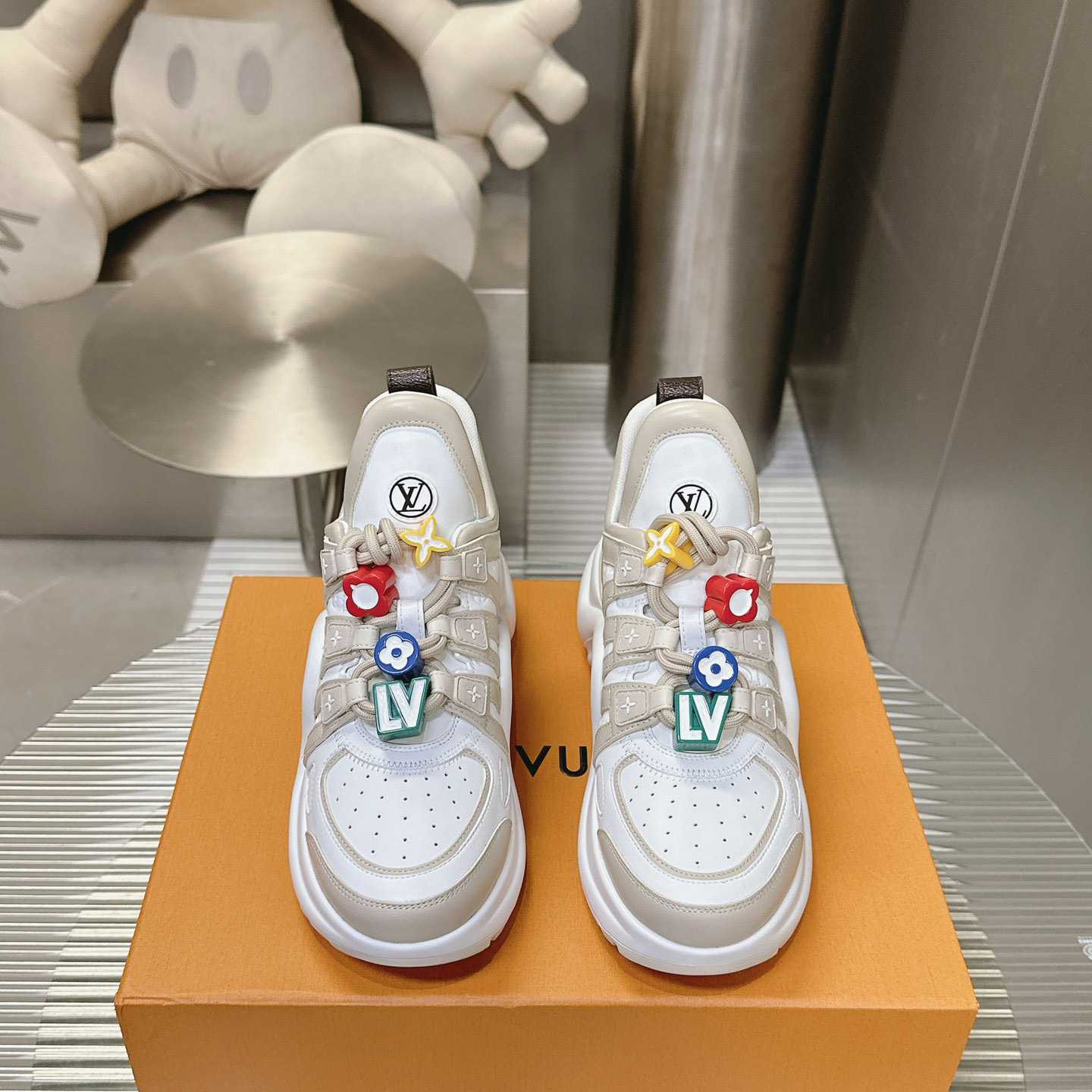 Louis Vuitton LV Archlight Sneaker   1AD2GJ - FashionPlug