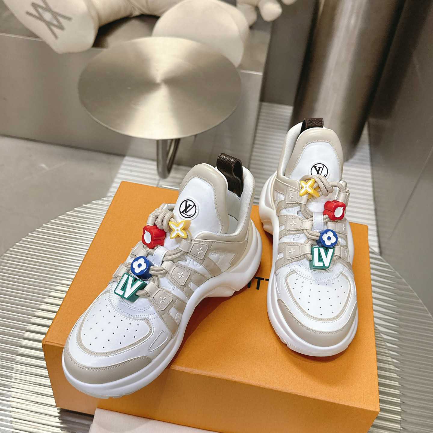 Louis Vuitton LV Archlight Sneaker   1AD2GJ - FashionPlug