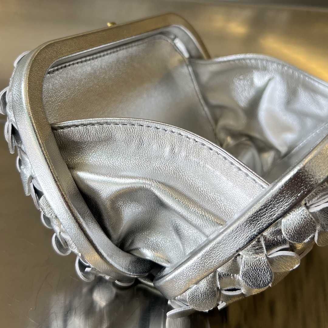 Bottega Veneta Knot （19*11.5*5cm） - FashionPlug