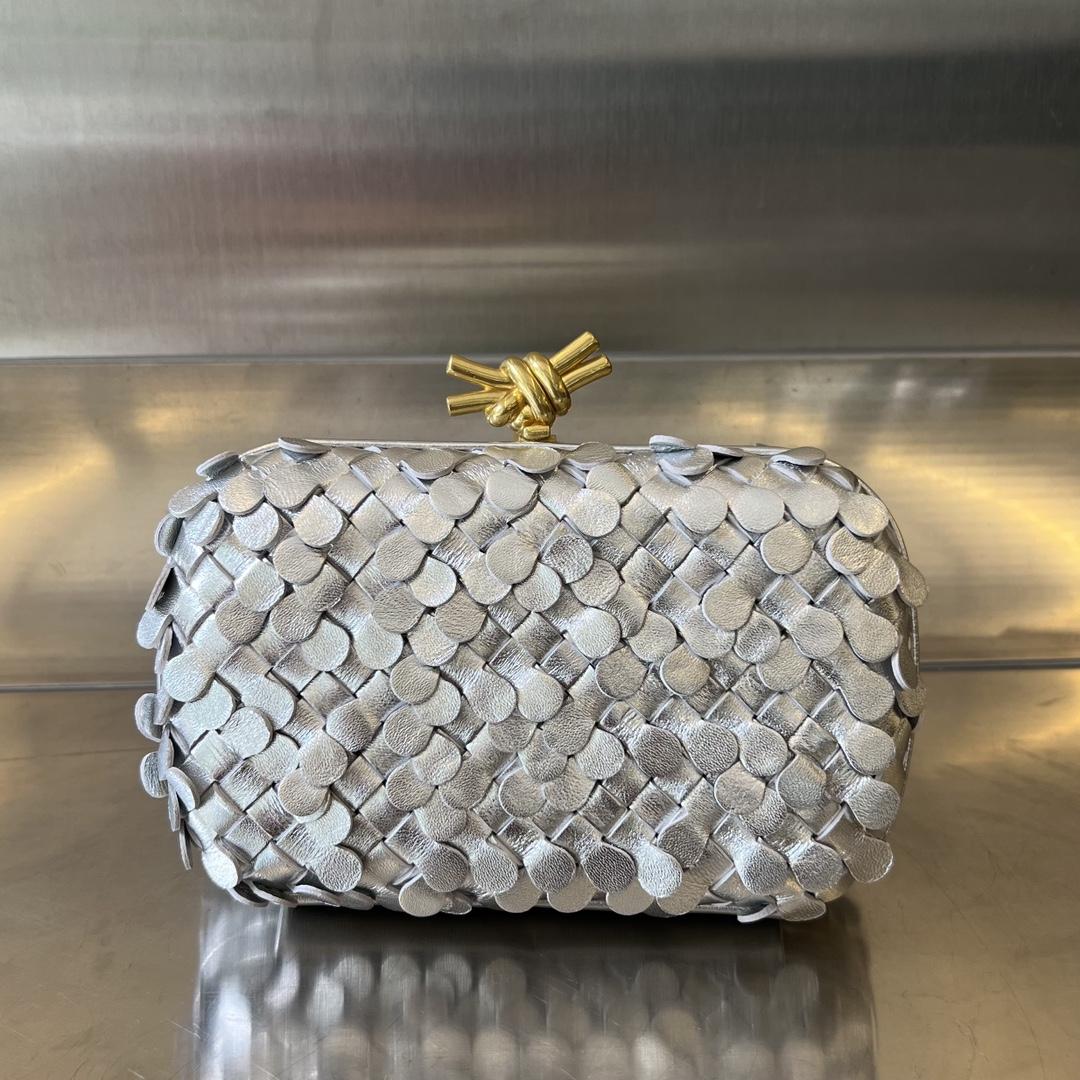Bottega Veneta Knot （19*11.5*5cm） - FashionPlug