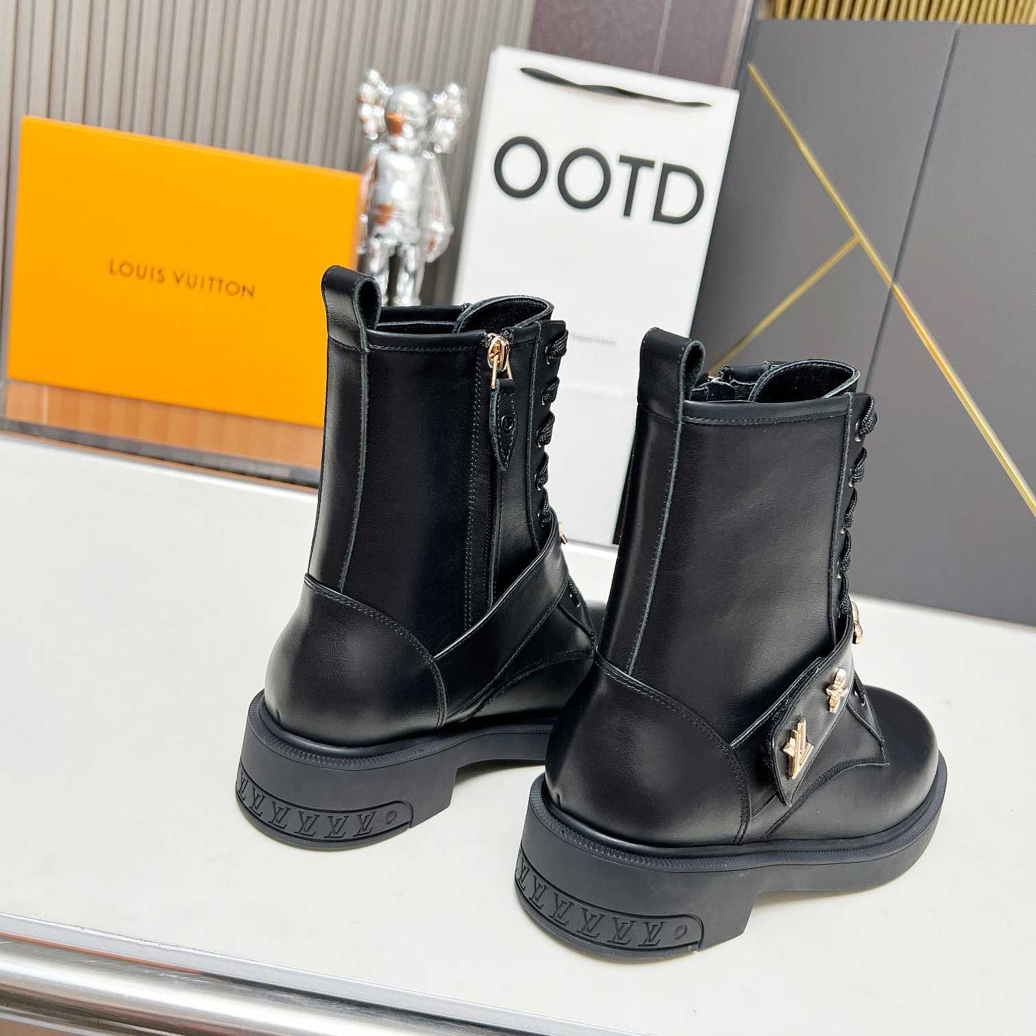 Louis Vuitton Citizen Flat Ranger Boot   - FashionPlug