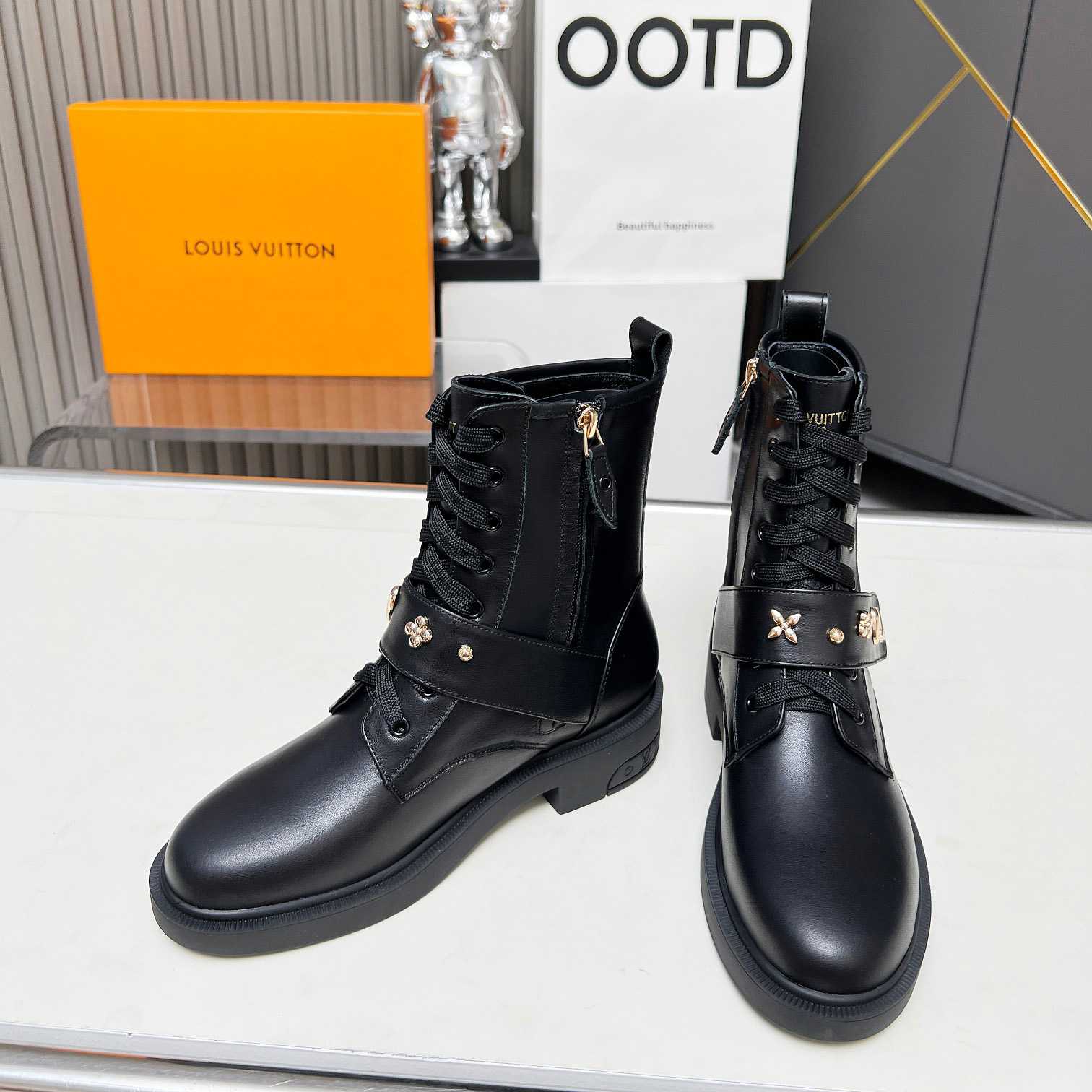 Louis Vuitton Citizen Flat Ranger Boot   - FashionPlug