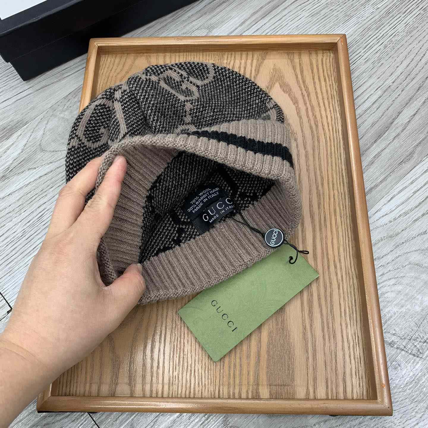 Gucci Beanie  - FashionPlug