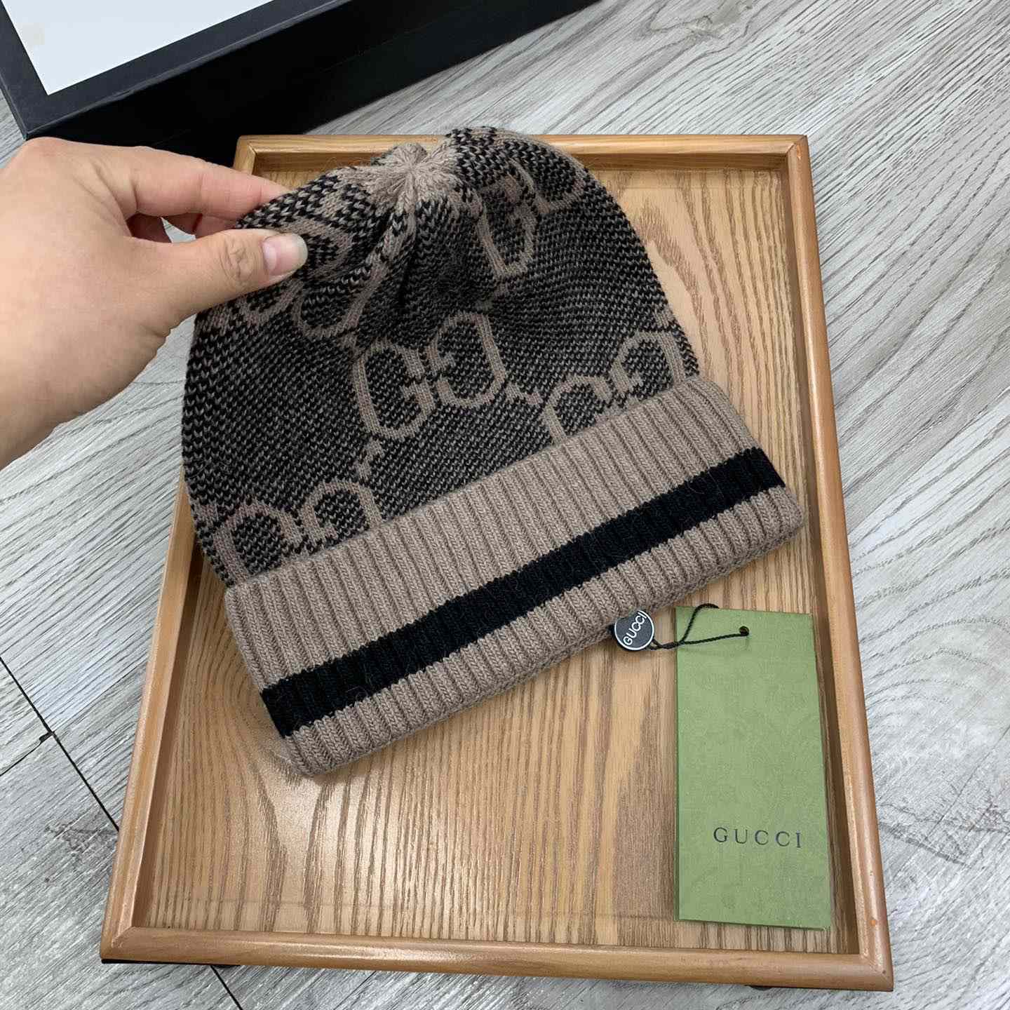 Gucci Beanie  - FashionPlug