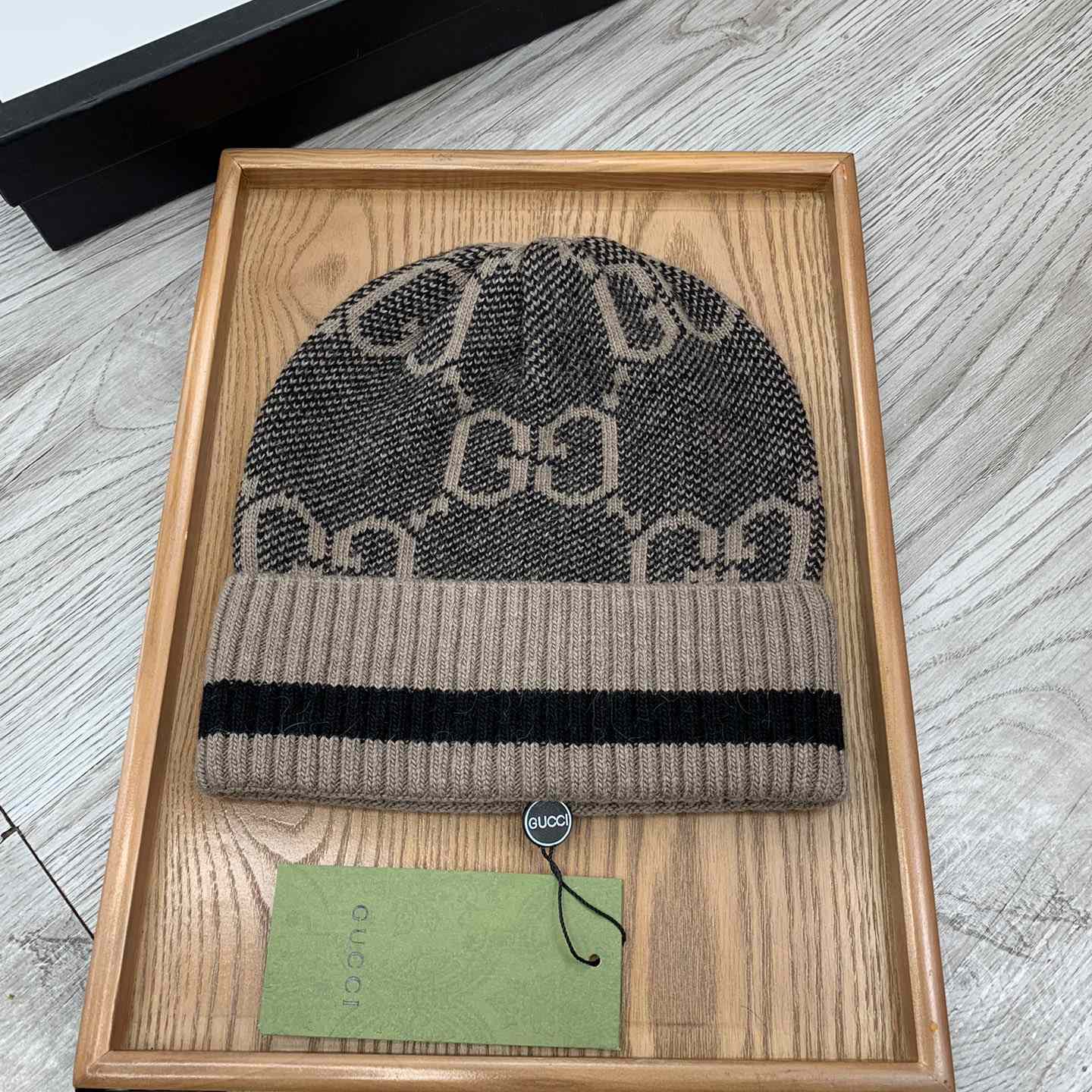 Gucci Beanie  - FashionPlug