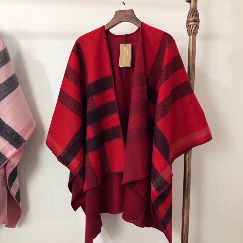 Burberry Charlotte Reversible Wool Felt Cape    140*140cm - FashionPlug