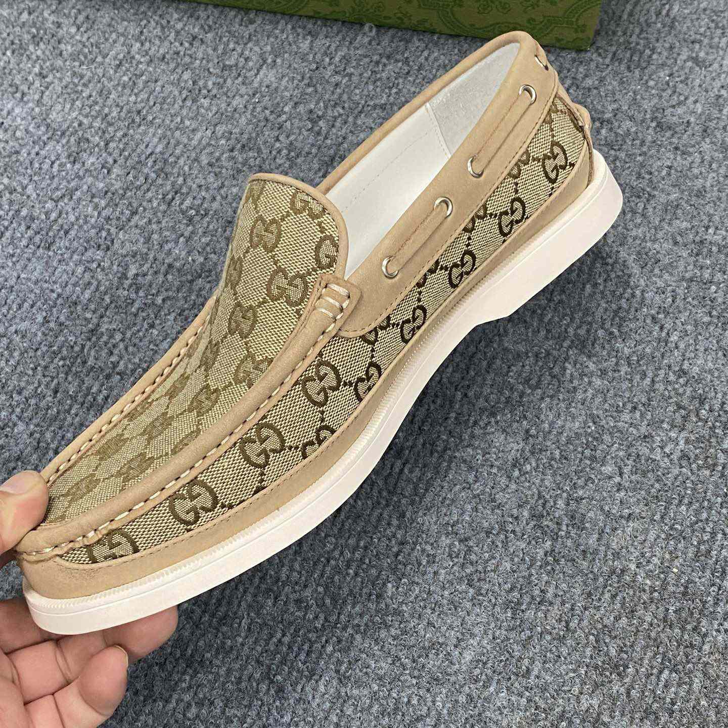 Gucci Men's Original GG Loafer - FashionPlug