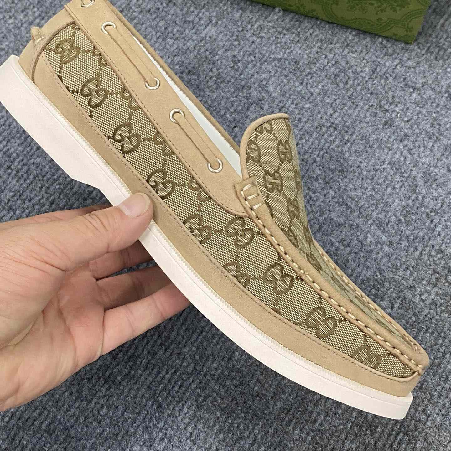 Gucci Men's Original GG Loafer - FashionPlug