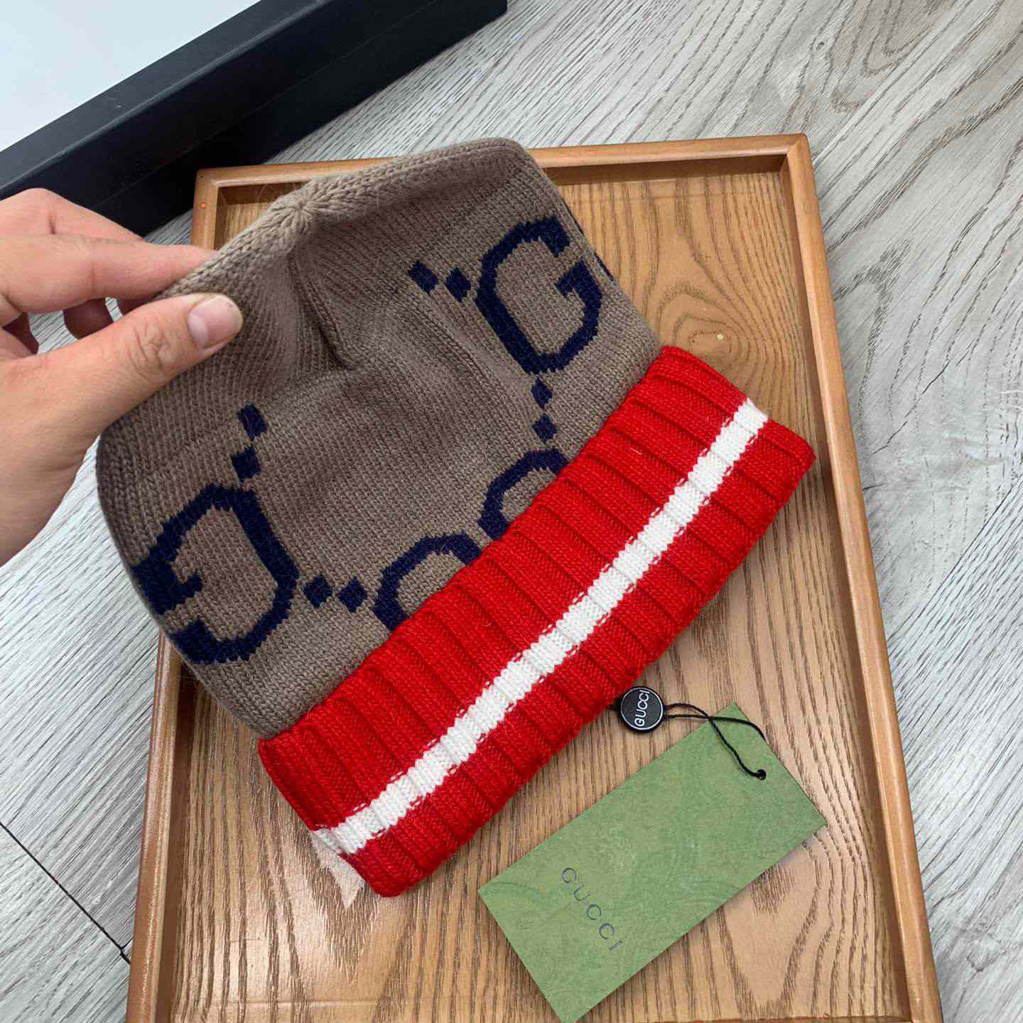 Gucci Beanie  - FashionPlug