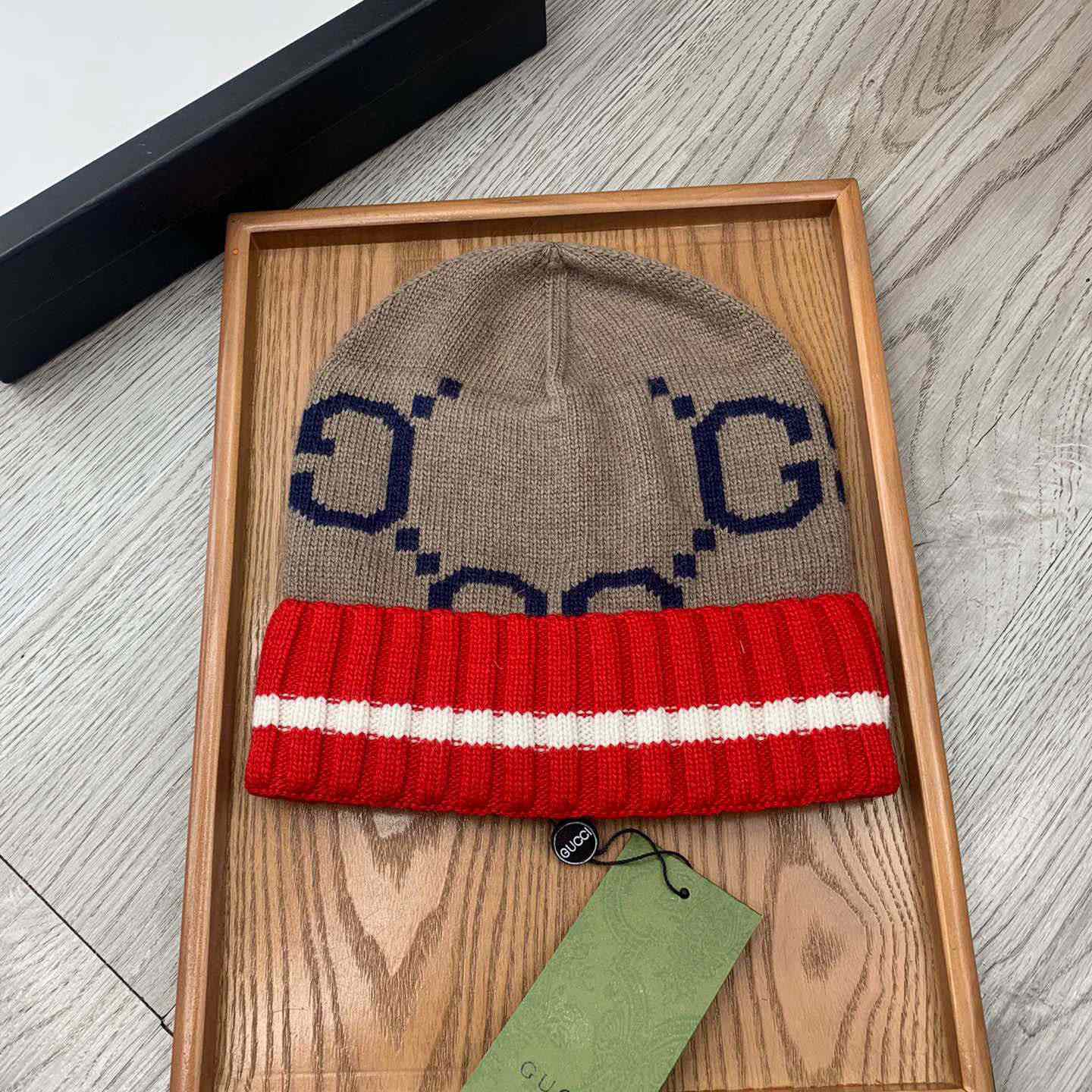 Gucci Beanie  - FashionPlug