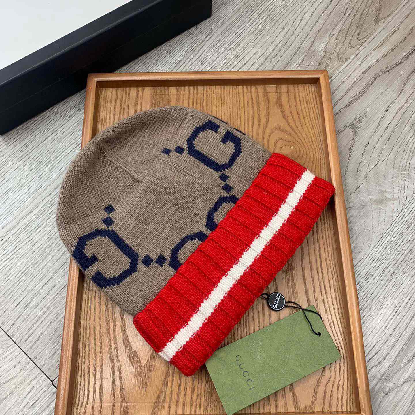 Gucci Beanie  - FashionPlug