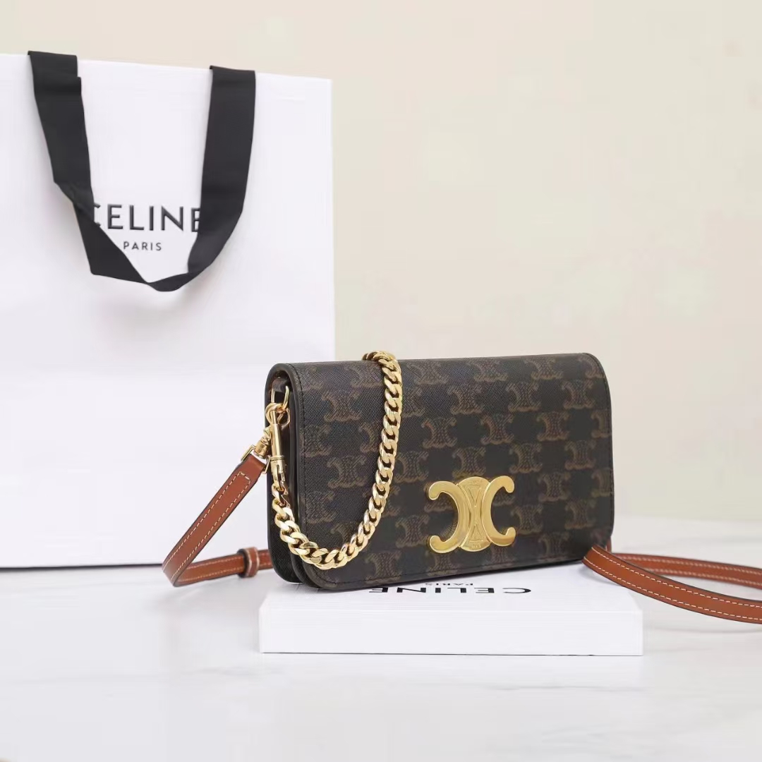 Celine Multipochette In Triomphe Canvas And Calfskin - FashionPlug