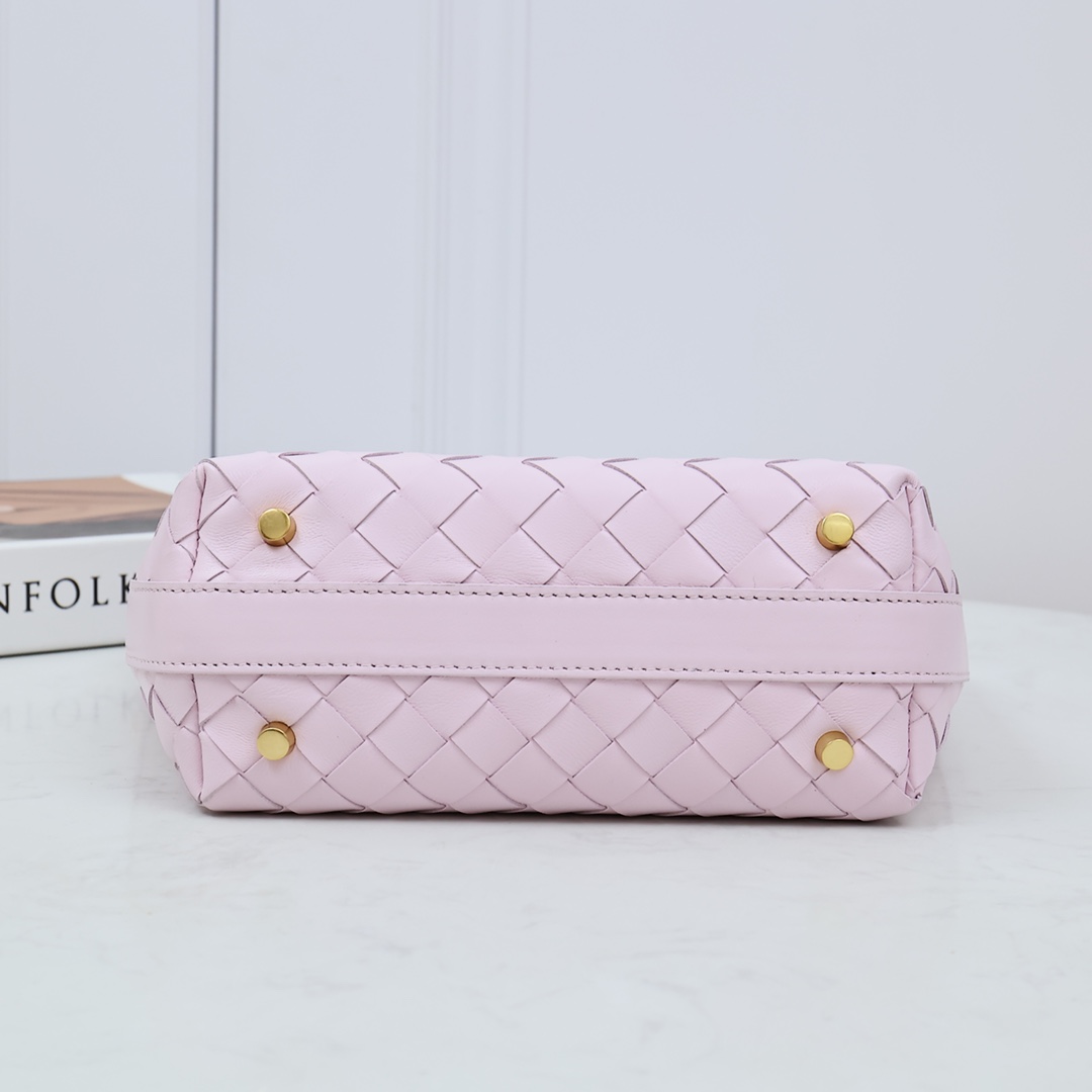 Bottega Veneta Mini Wallace - FashionPlug