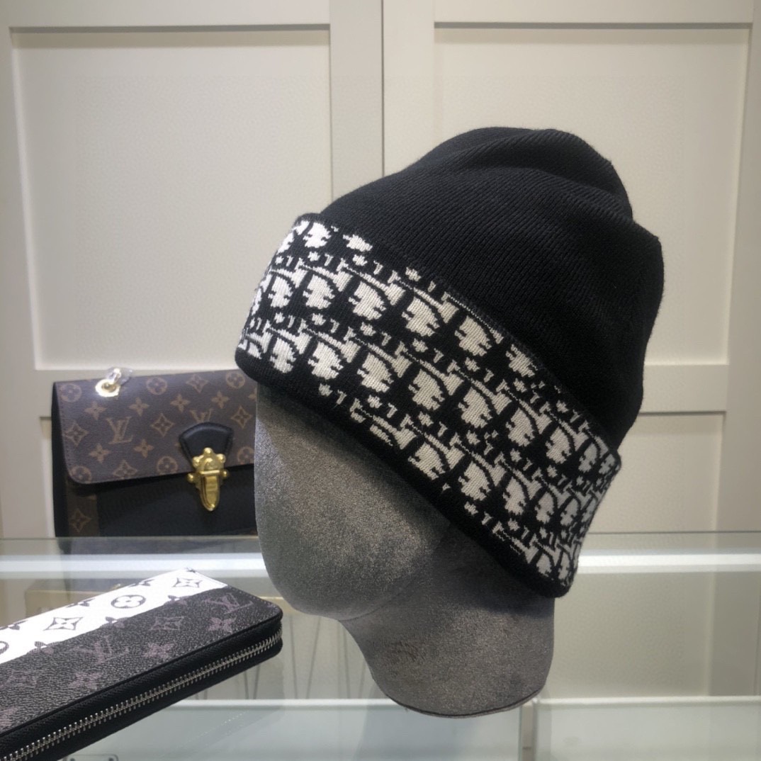 Dior Oblique Beanie  - FashionPlug