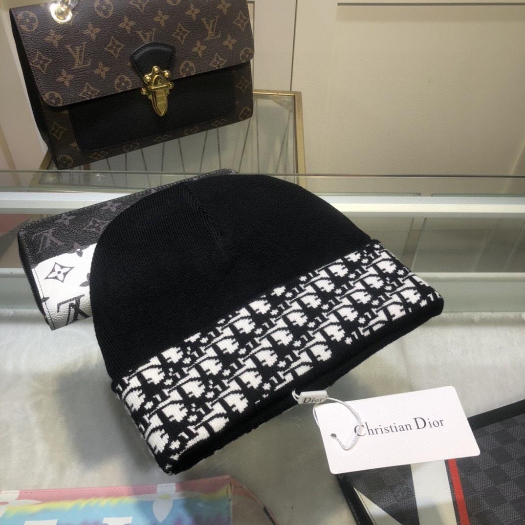 Dior Oblique Beanie  - FashionPlug