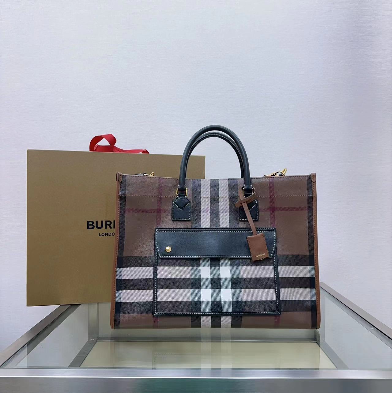 Burberry Medium Freya Tote  - FashionPlug