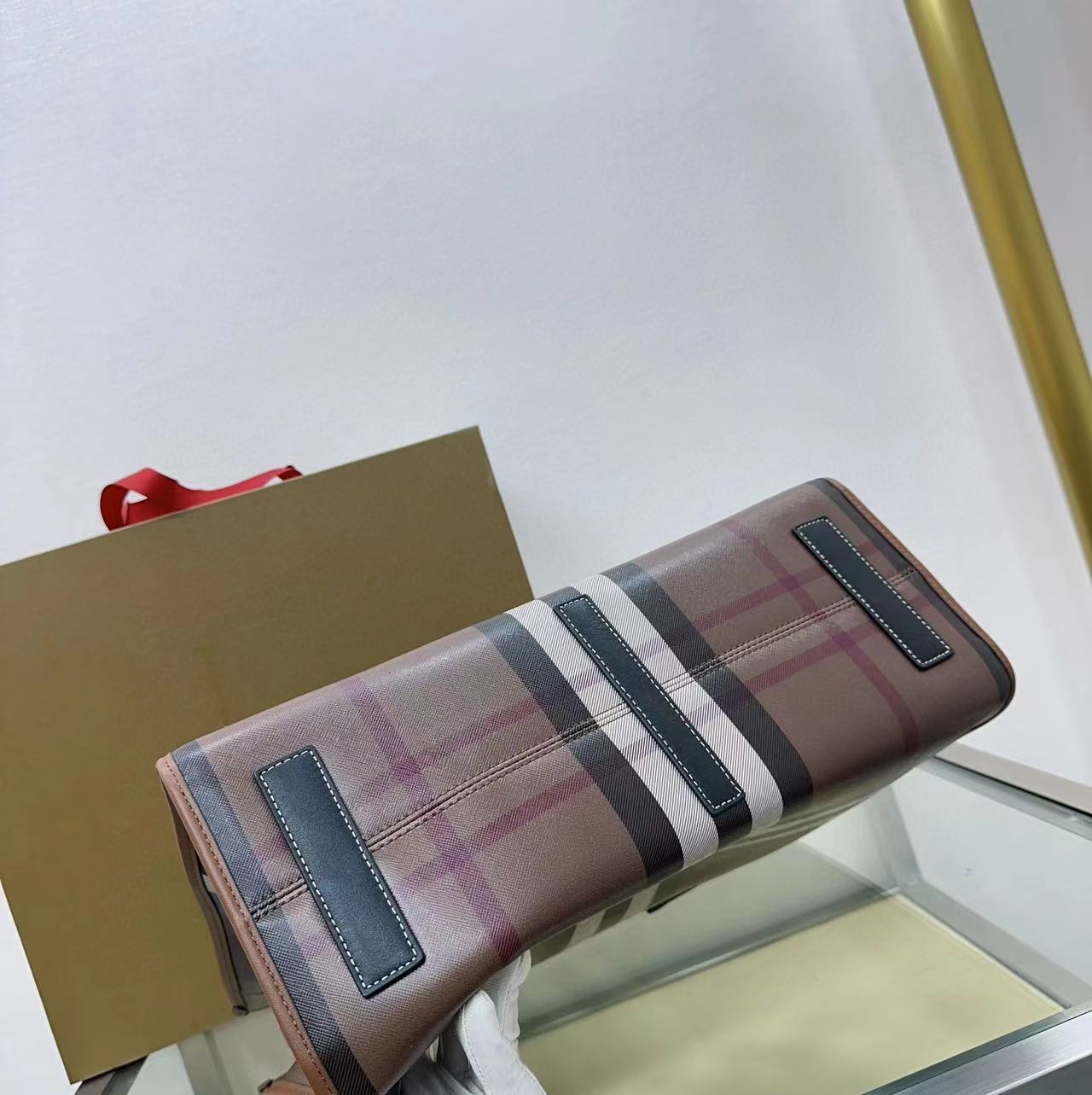Burberry Medium Freya Tote  - FashionPlug