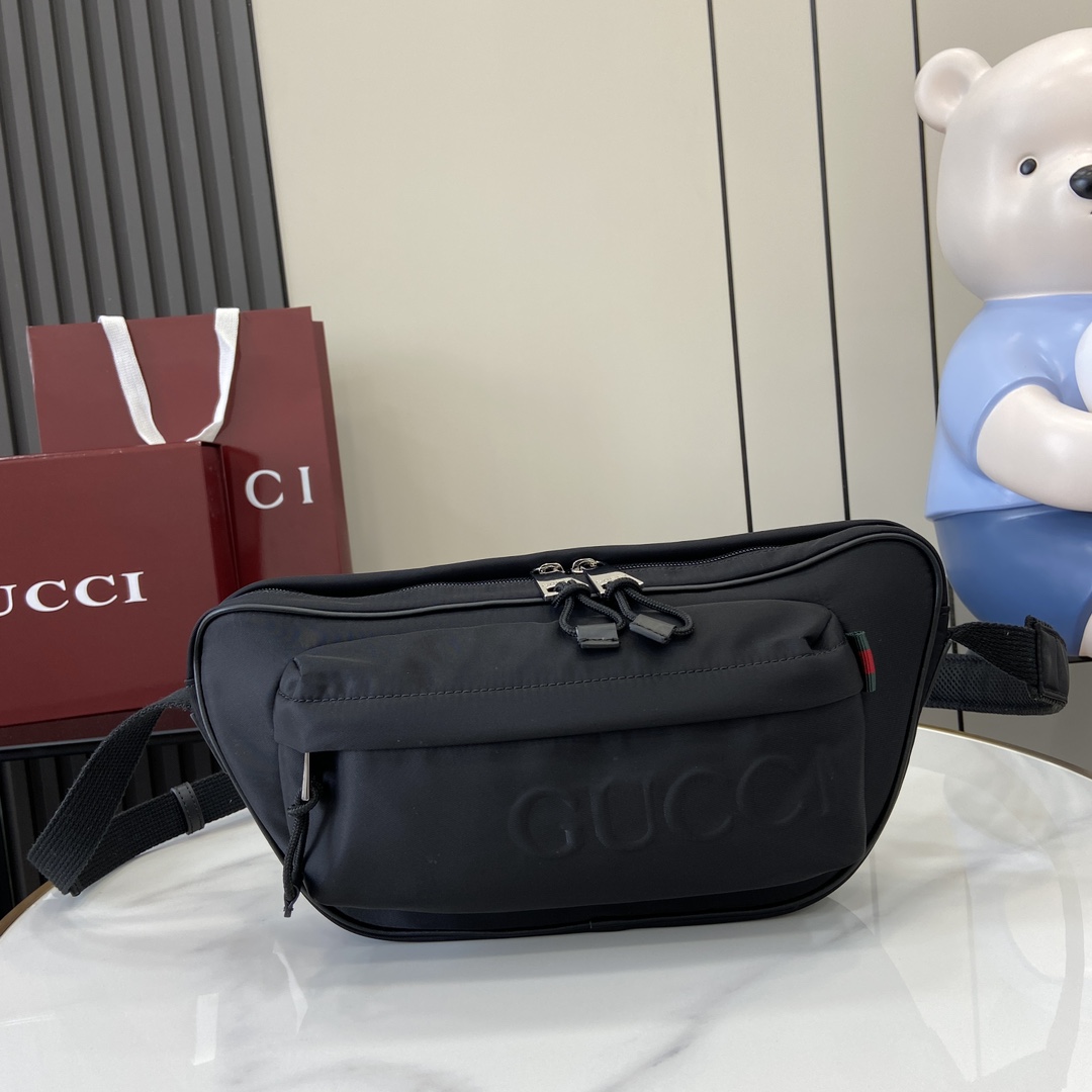 Gucci Small Crossbody Bag With Gucci Logo - FashionPlug